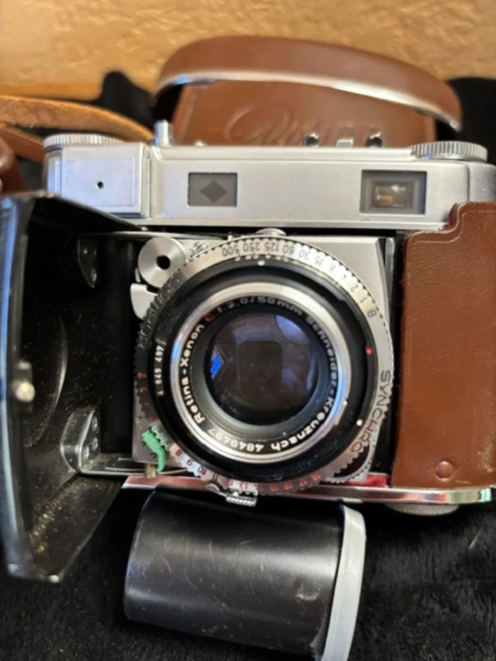 Kodak Vintage Camera- See all info and details in photos